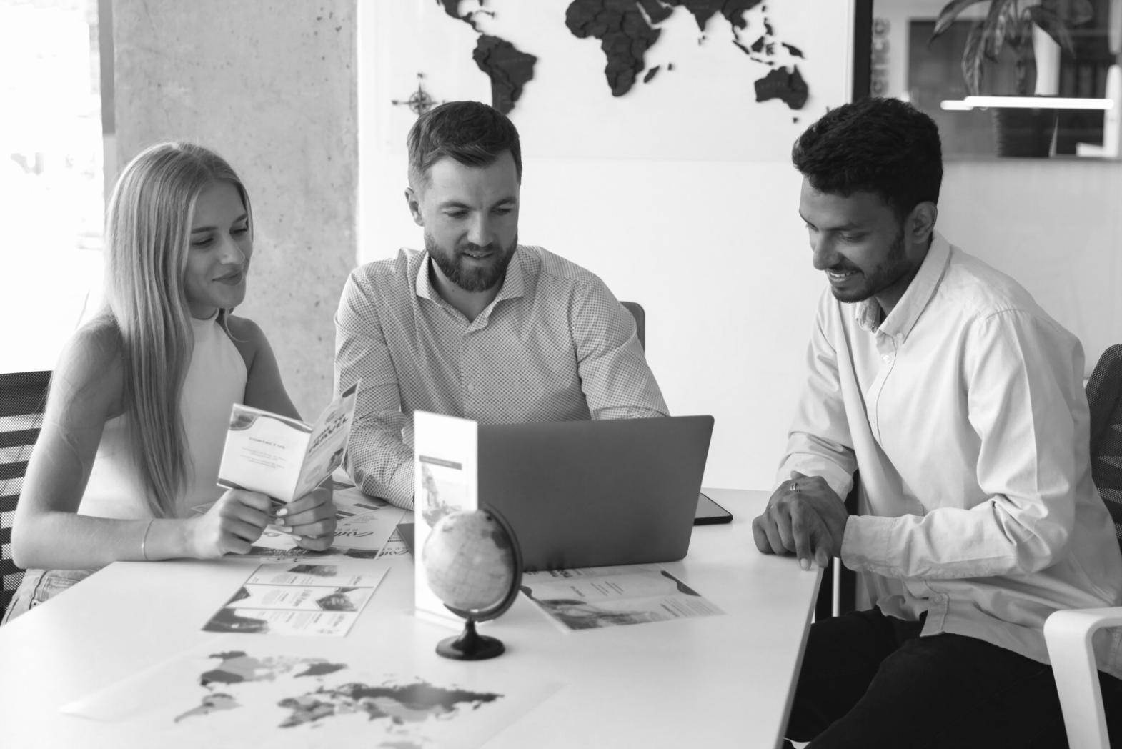 Taller grupal de educación financiera en las instalaciones de zelparithvo Barcelona